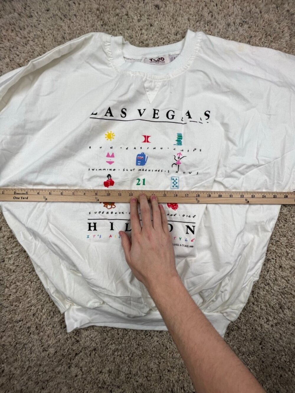 VTG White Long Sleeve T Shirt Luke A Tuke 1998 Hilton Las Vegas 21 Embroidered - Picture 3 of 14